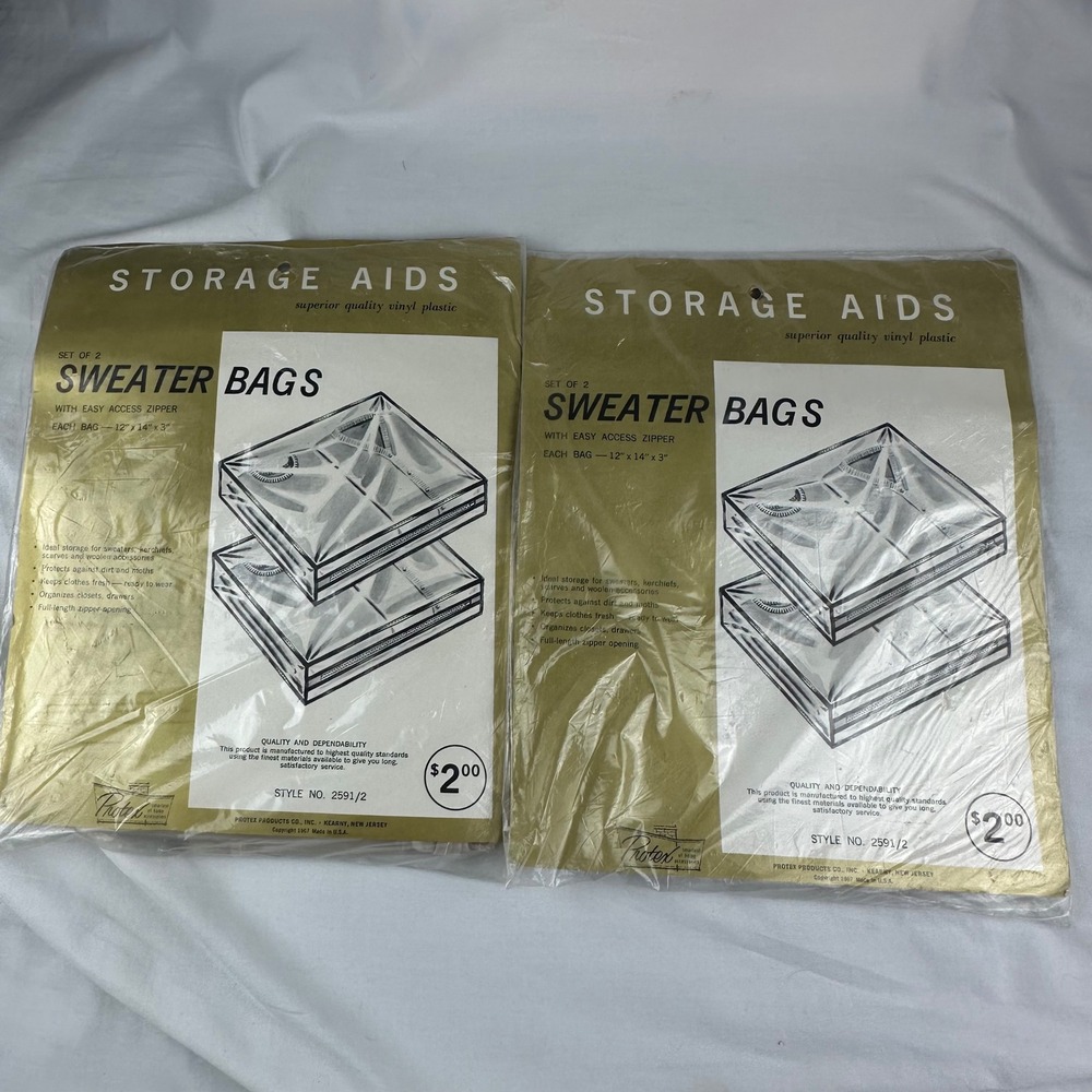 New Storage AIDS Sweater Bags 2 packs (4 storage bags) 12" x 14" x 3" Vinyl